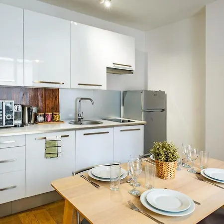 Bright At Les Invalides - 4 Guests